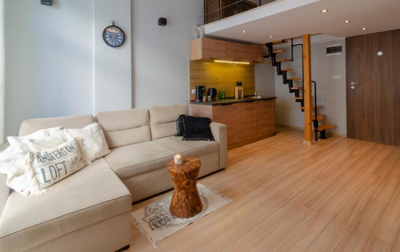 Holiday Home Loft Z Antresola I Balkonem Przy Plazy 米兹多洛杰 外观 照片