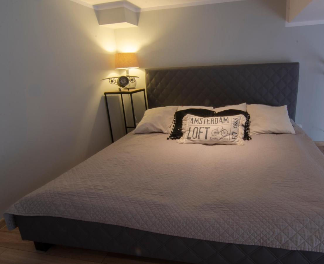 Holiday Home Loft Z Antresola I Balkonem Przy Plazy 米兹多洛杰 外观 照片