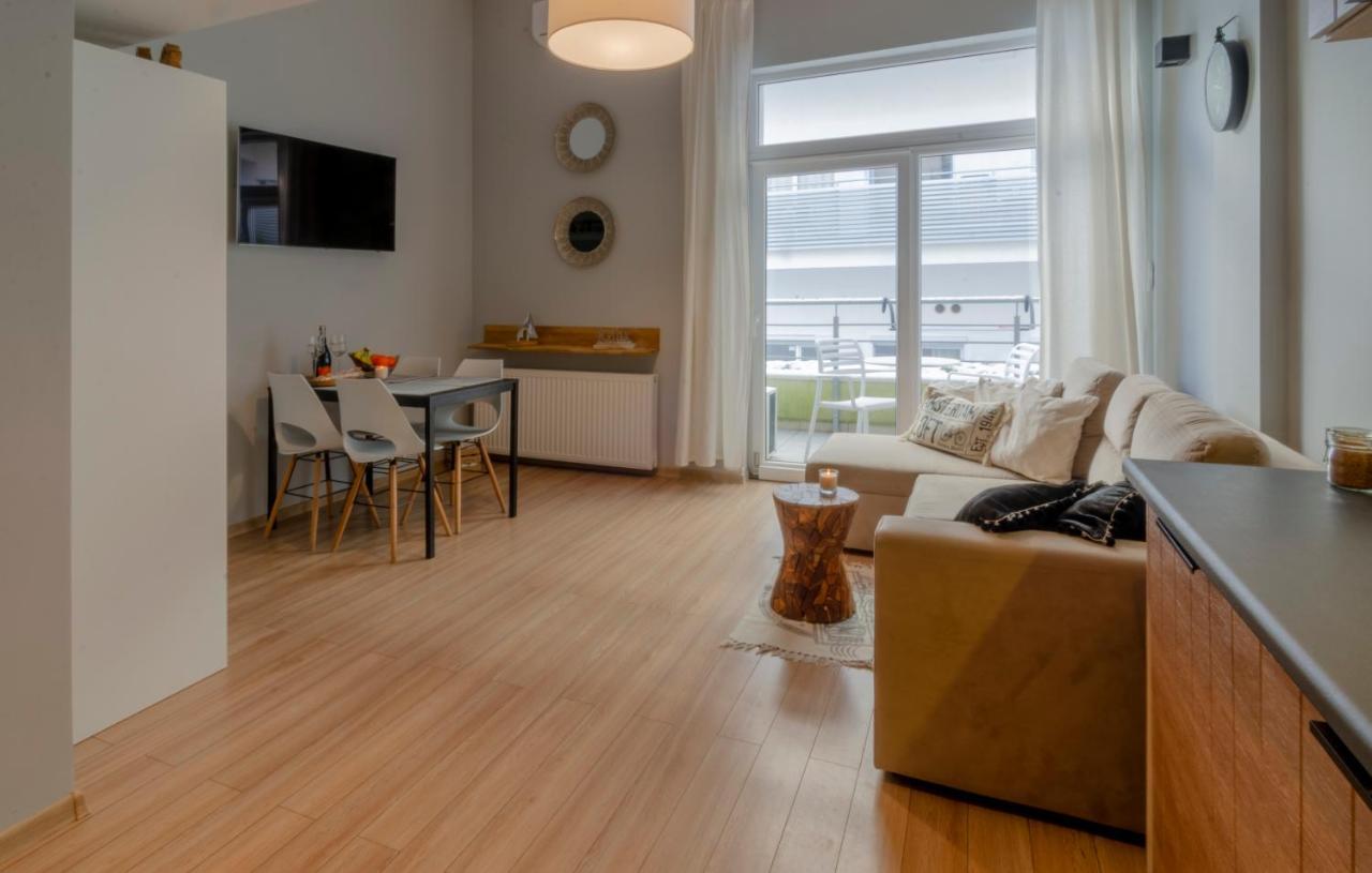 Holiday Home Loft Z Antresola I Balkonem Przy Plazy 米兹多洛杰 外观 照片